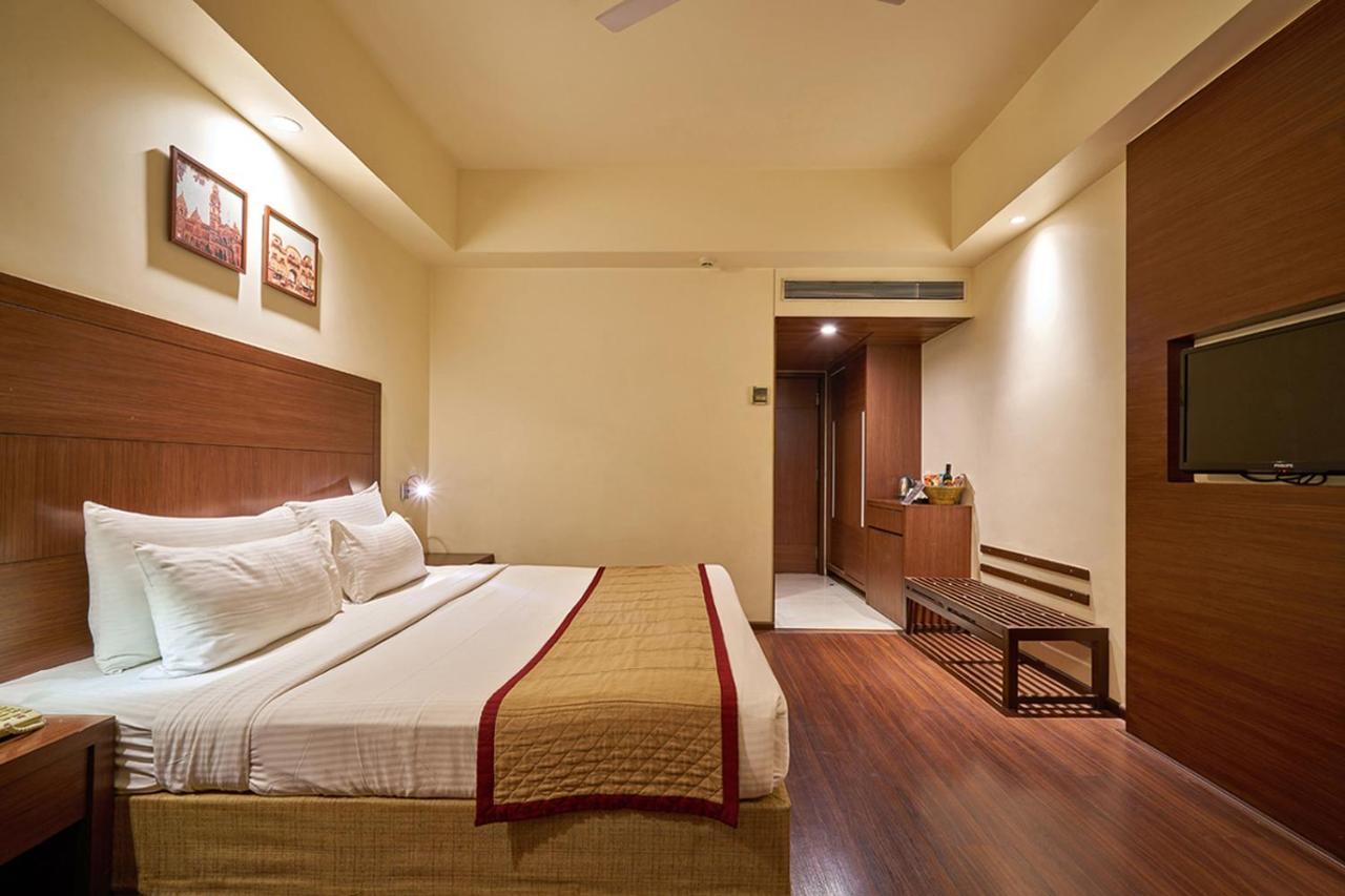 Ramee Panchshil Hotel Kolhapur Bagian luar foto