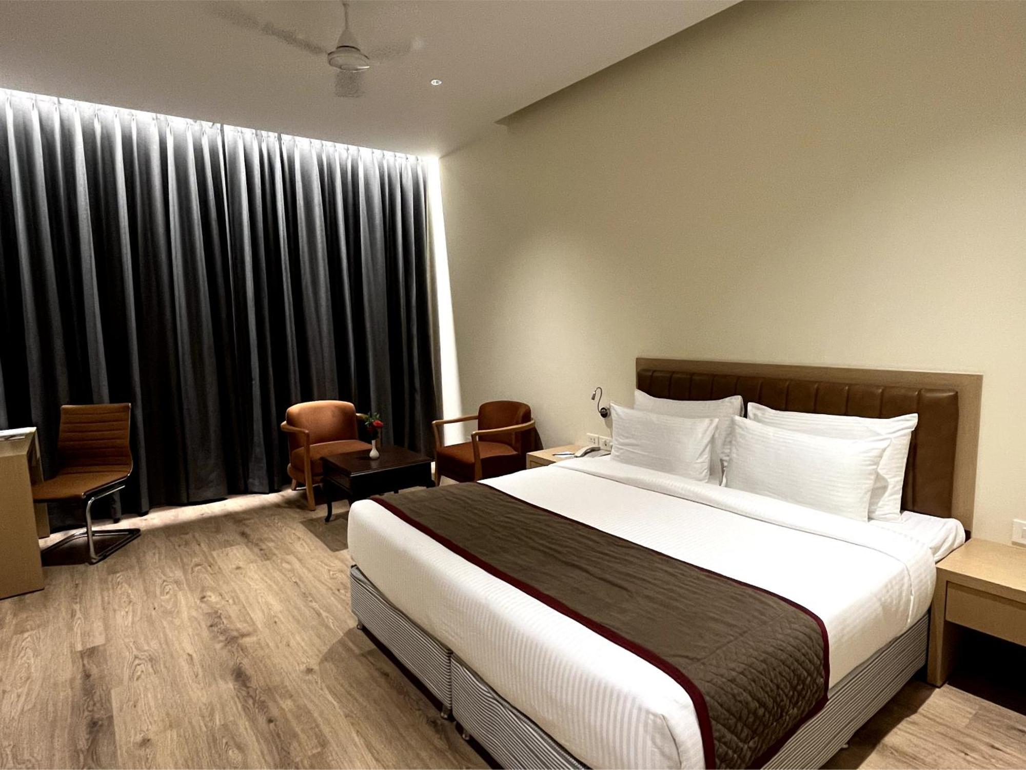 Ramee Panchshil Hotel Kolhapur Bagian luar foto