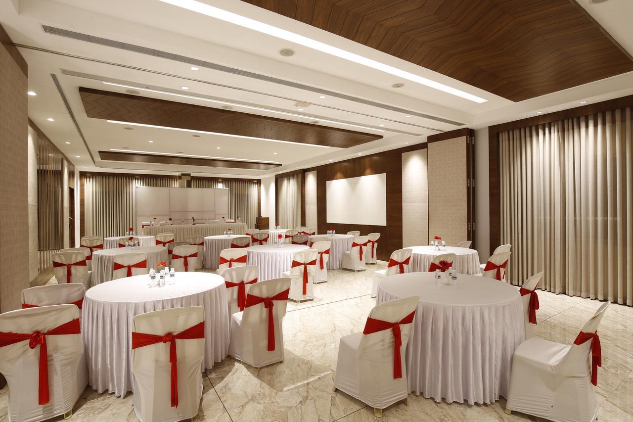 Ramee Panchshil Hotel Kolhapur Bagian luar foto